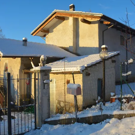 Casa Omnia Frühstückspension 2*